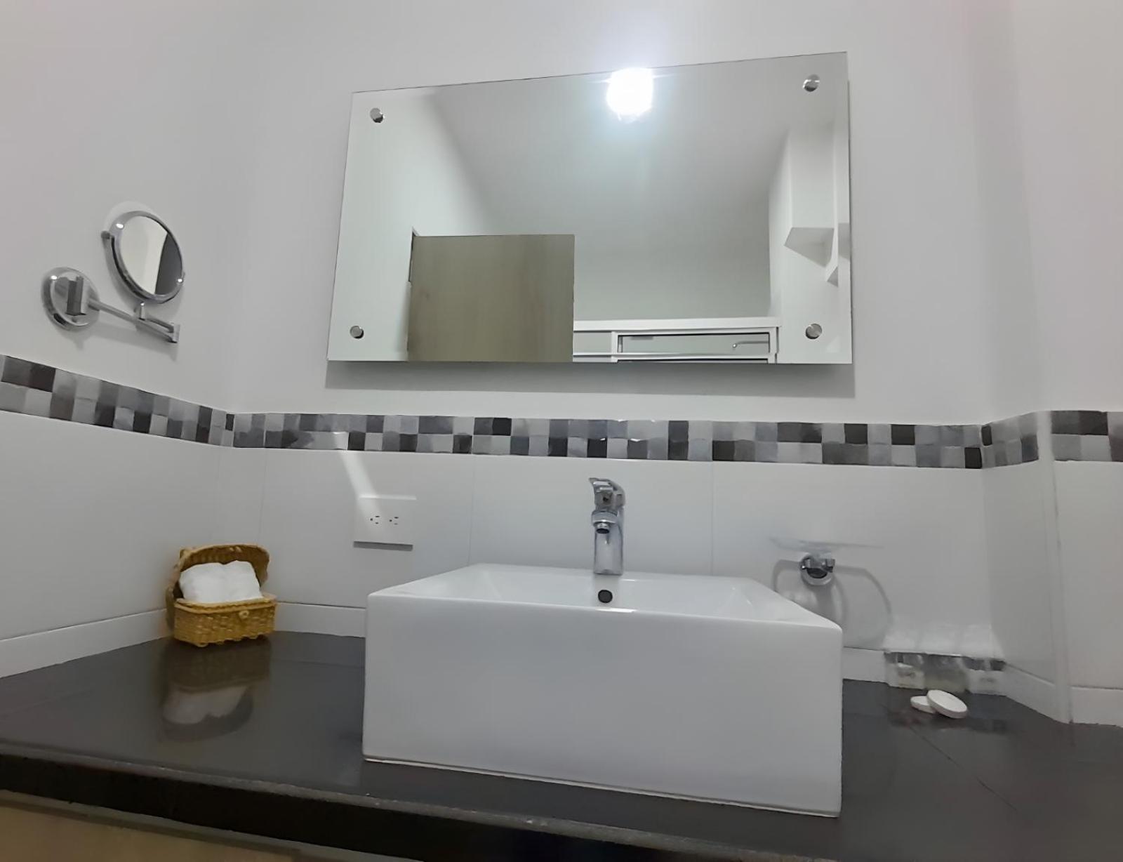 קאלי On Apartasuites מראה חיצוני תמונה