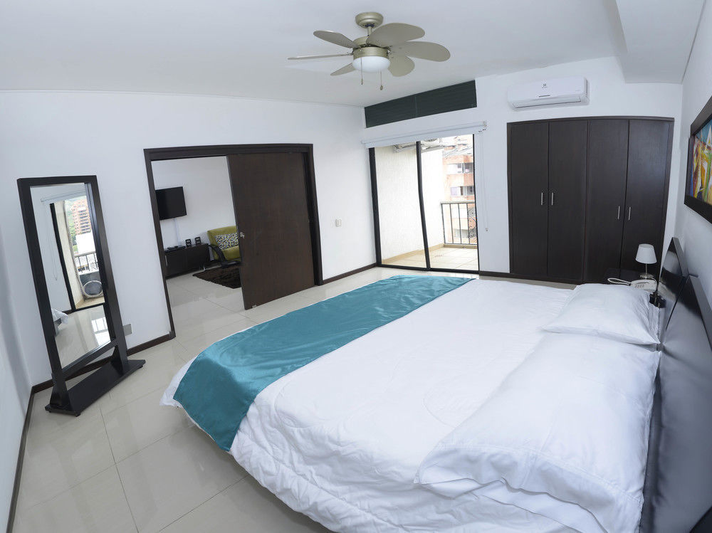 קאלי On Apartasuites מראה חיצוני תמונה